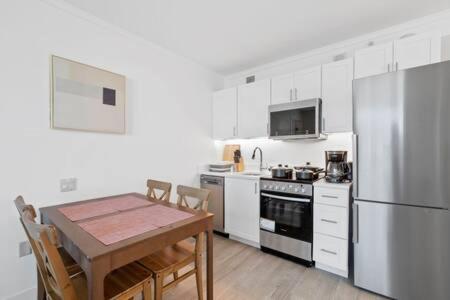 2Br 3Ba Ocean Front Condo On The Boardwalk Cozysuites Atlantic City Exterior foto