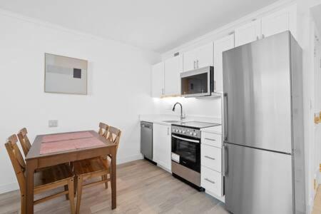 2Br 3Ba Ocean Front Condo On The Boardwalk Cozysuites Atlantic City Exterior foto